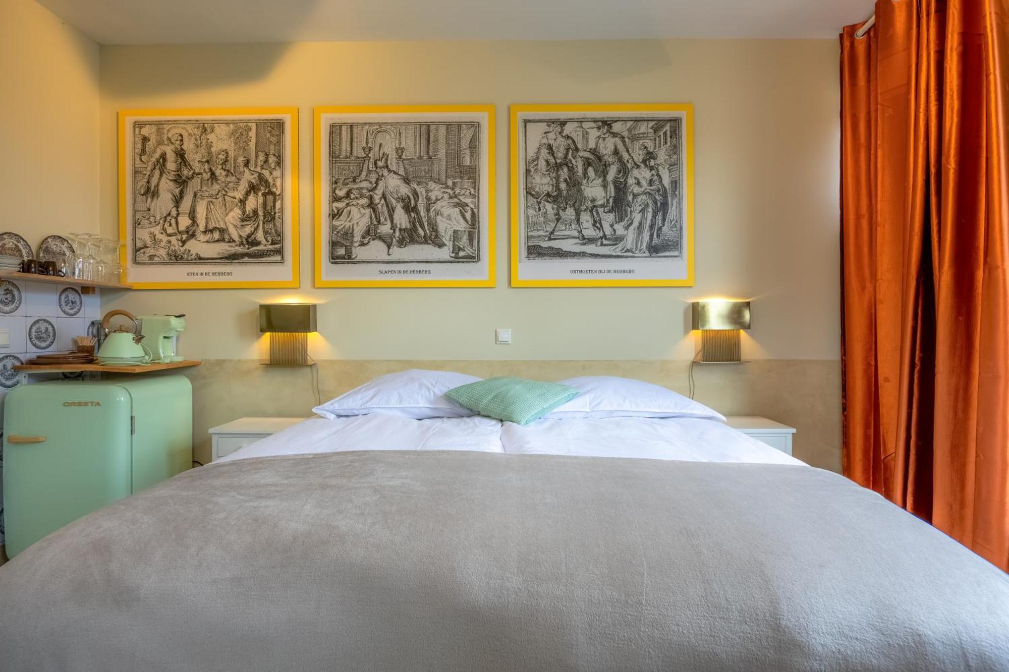 Unieke Bed En Breakfast Met Historisch Verhaal In Ferwert Ferwerd Esterno foto