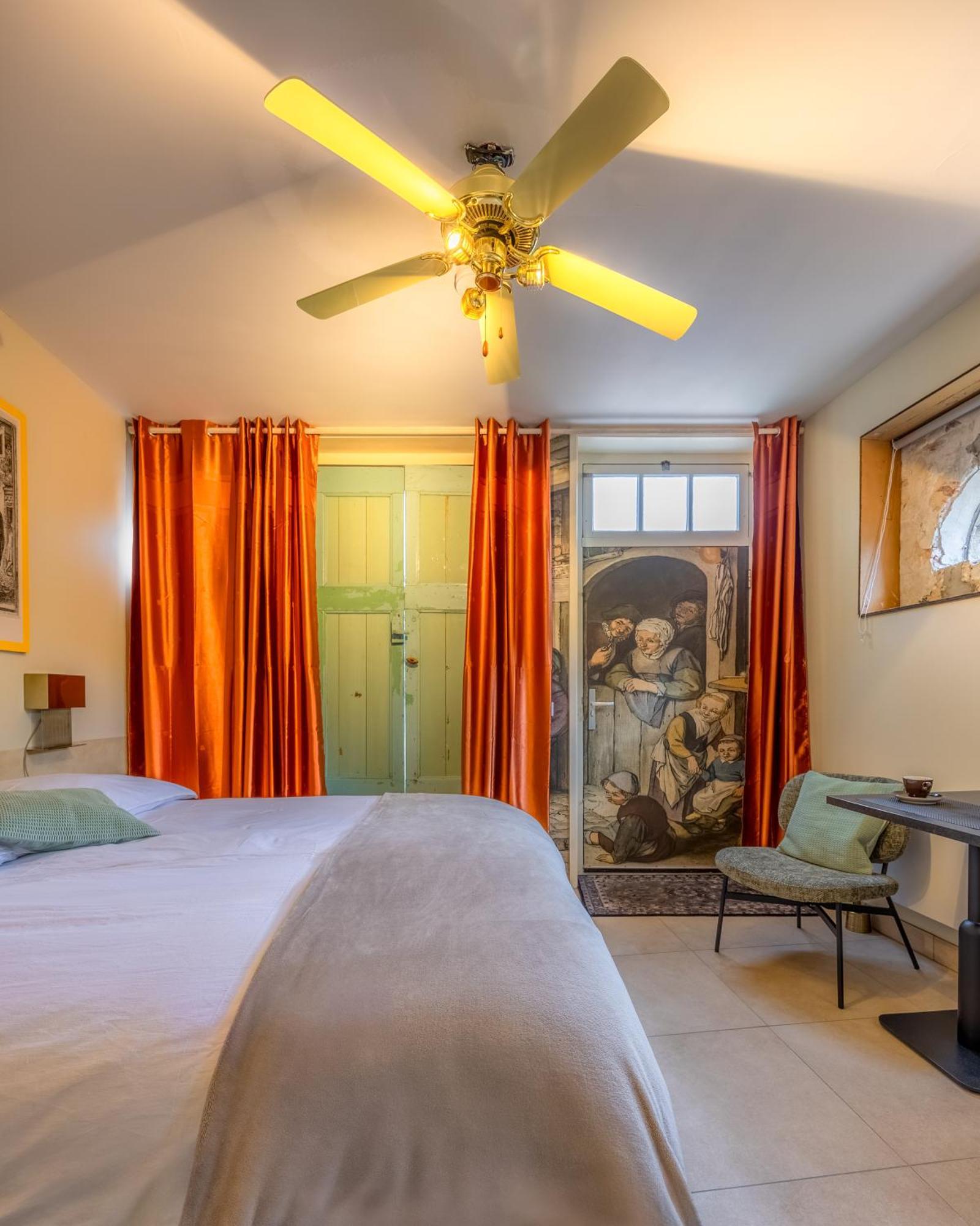 Unieke Bed En Breakfast Met Historisch Verhaal In Ferwert Ferwerd Esterno foto